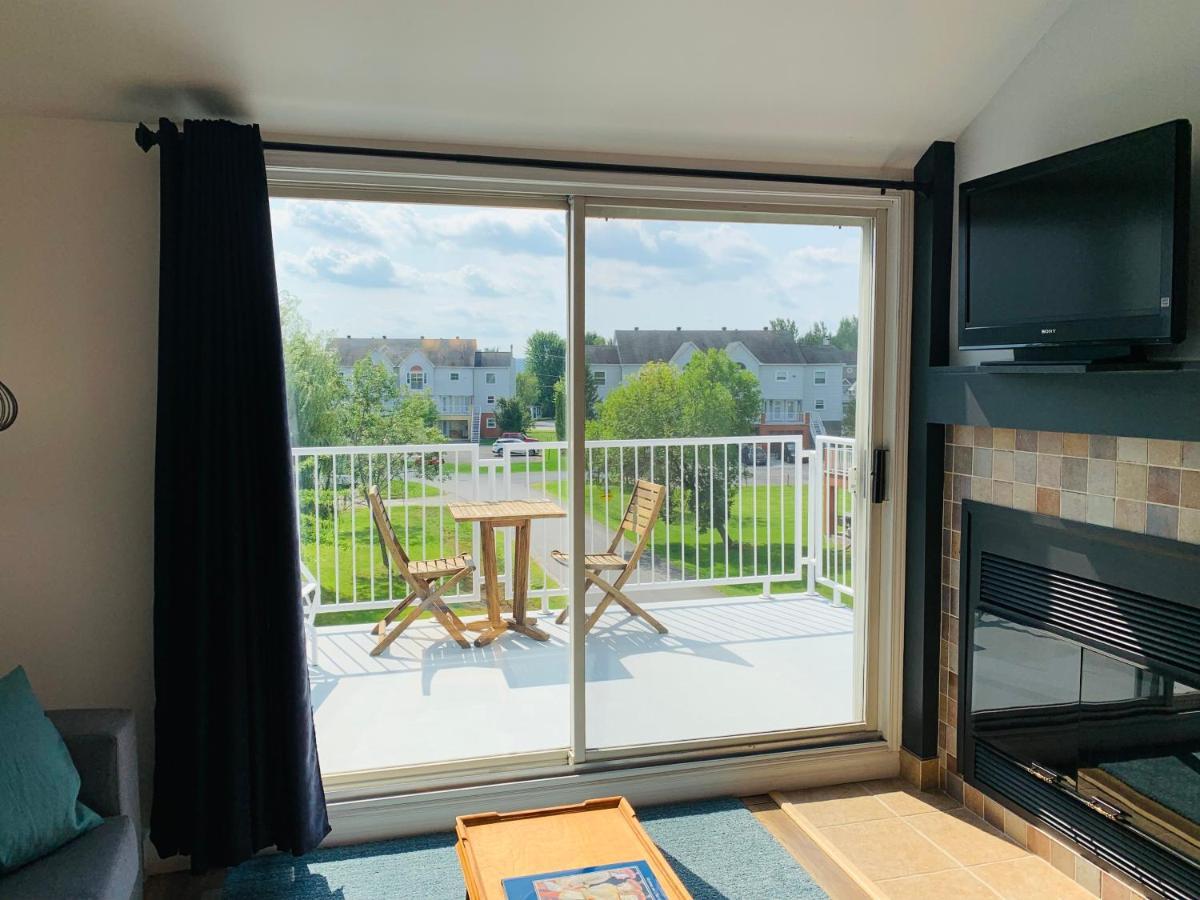 Le Philemon Club Azur Plage Memphremagog Εξωτερικό φωτογραφία